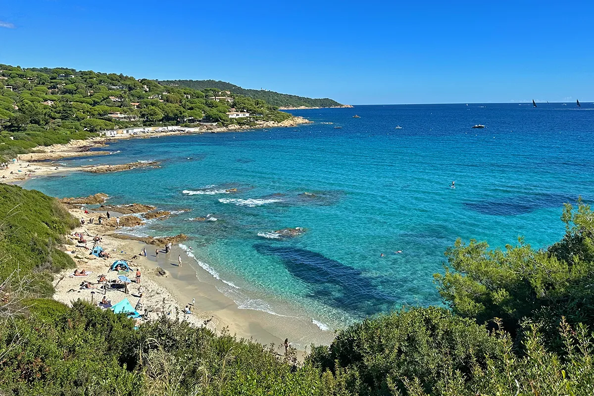 La plage de l'Escalet, une des plus belles plages du Var