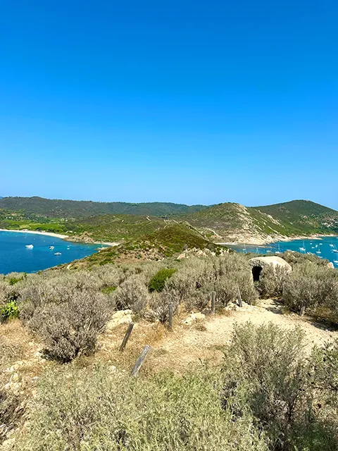Vue depuis le sommet du Cap Taillat