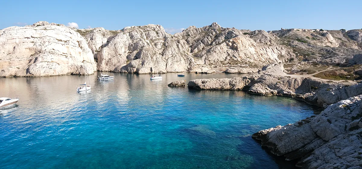 La plus belle calanque des îles du Frioul : Morgiret