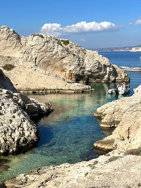 la calanque de l'Escondelle sur l'île Pomègues