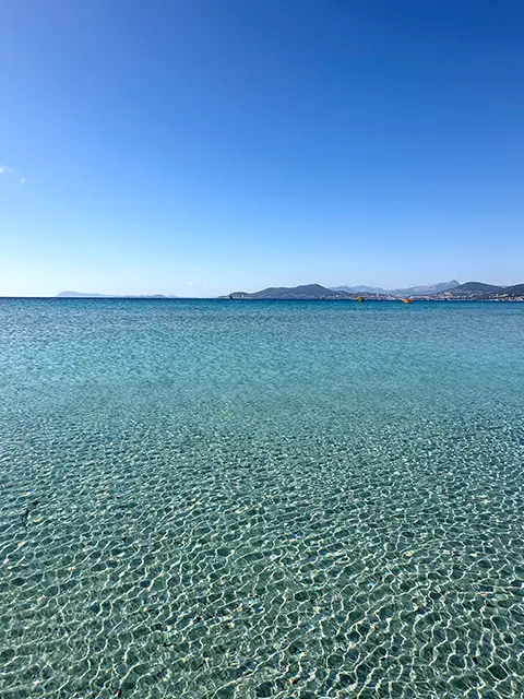 La plage de l'Almanarre, une des plus belles plages d'Hyères
