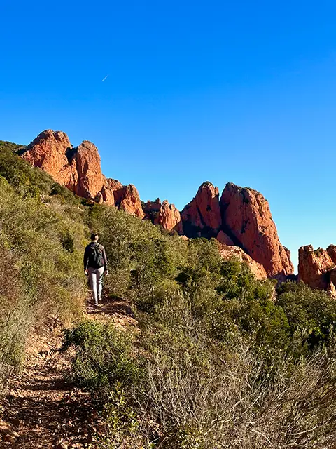 Quoi faire dans le Var pendant une semaine ? Randonner dans le massif de l'Estérel