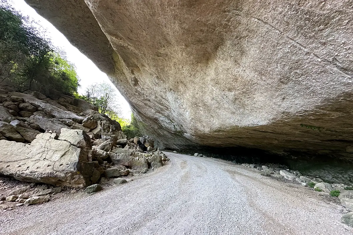 La baume du Fort de Buoux